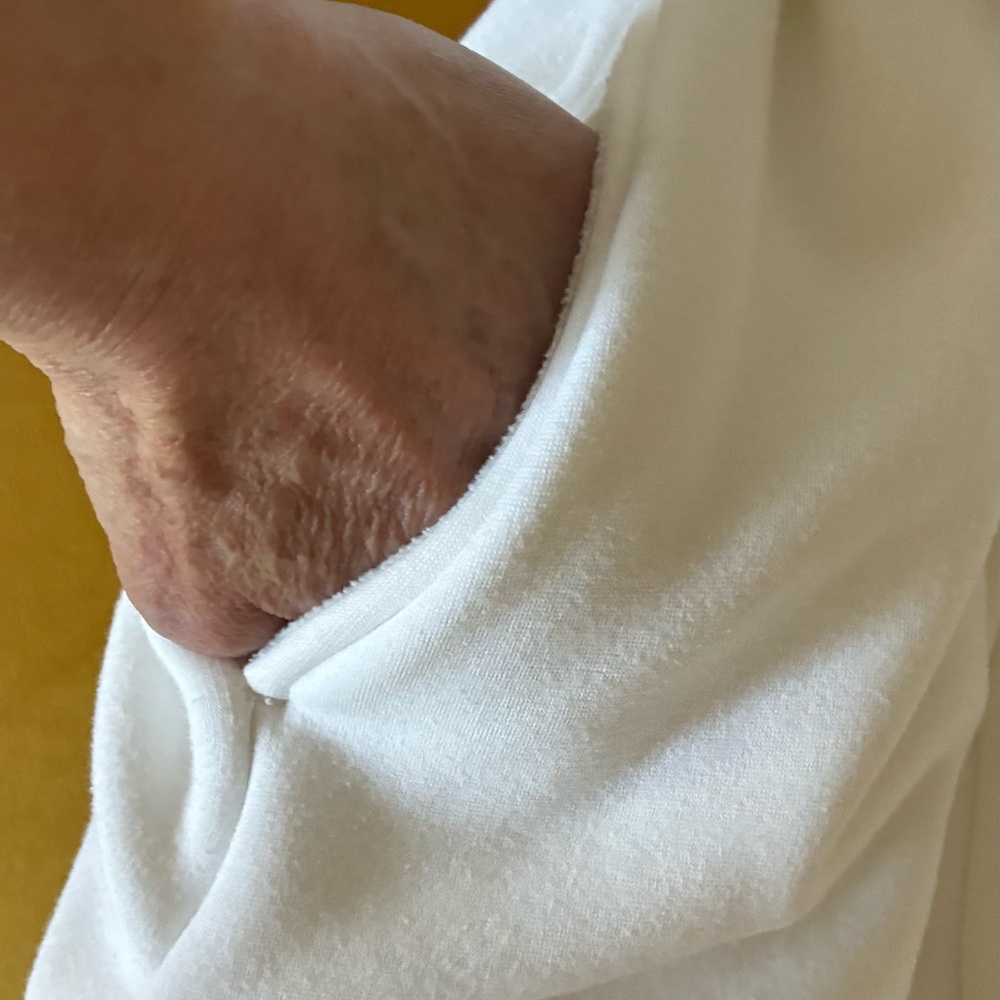 UGG Ivory Cozy Robe - Picture 6 of 8